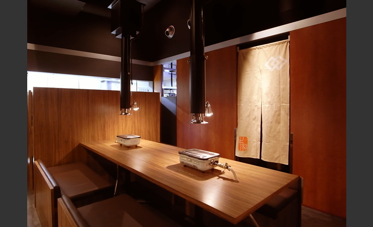 店内 サンカクスケール