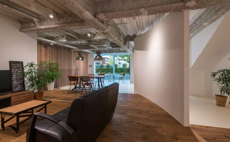 リファイン春日